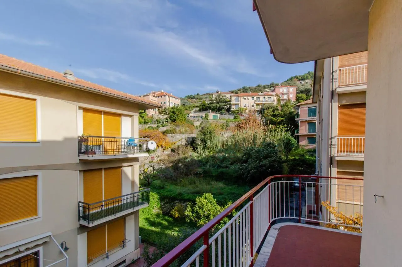Clocky Home Finale Ligure Italia